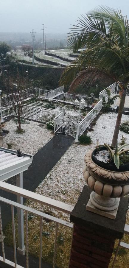 Ai Tre Archi Di Tagliaborse Villa Mascali Dış mekan fotoğraf